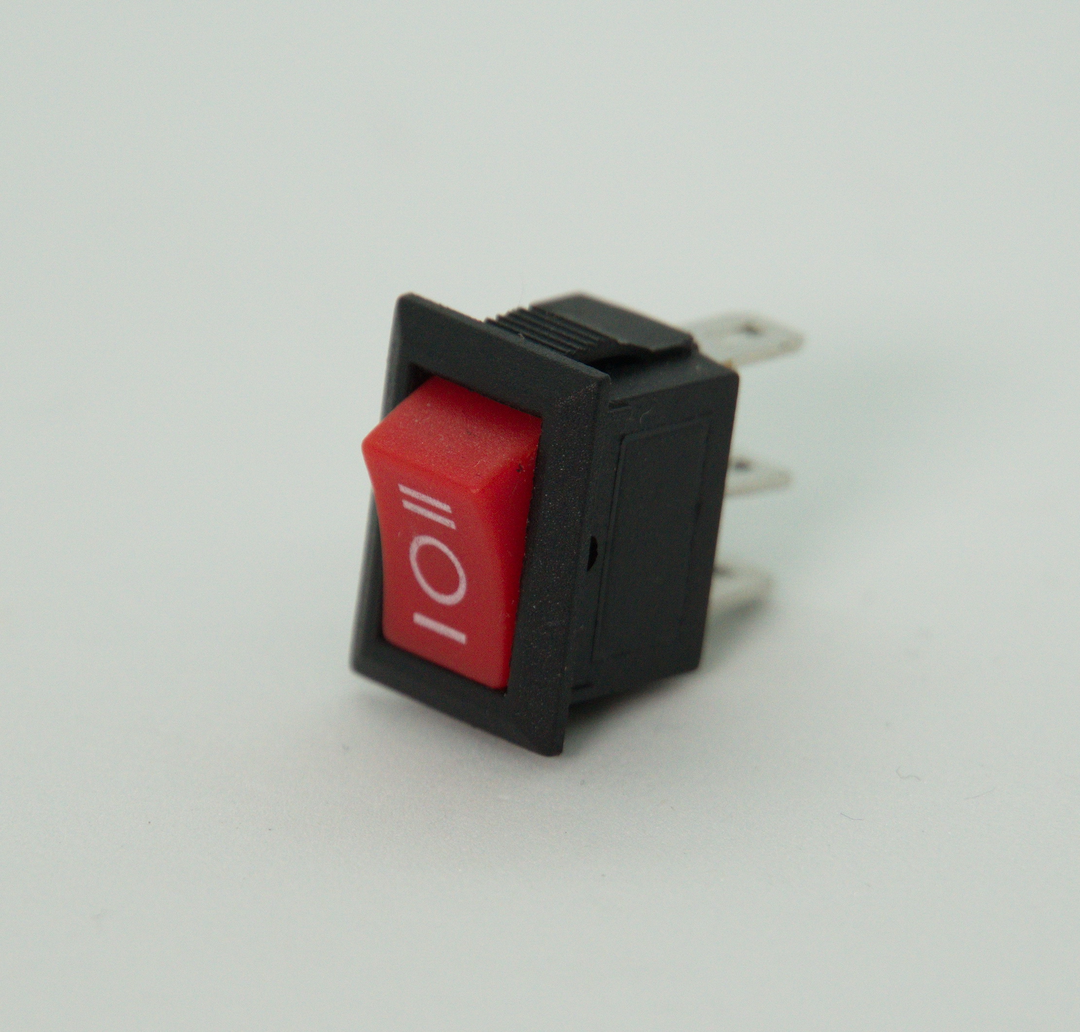 Переключатель SC-768 3с нейтраль красный